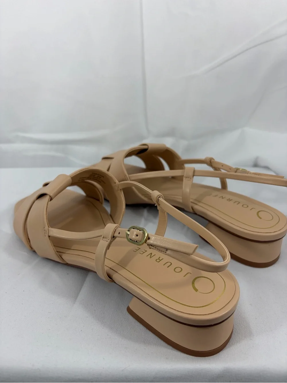 NWT Journee Collection Women’s Size 9 Nude  1 Inch Heels